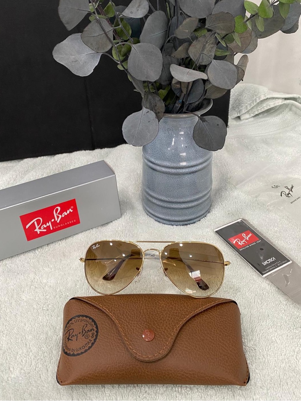 Ray-Ban Aviator Sunglasses - Gold Frame with Brown Gradient Lenses - Picture 8 of 8